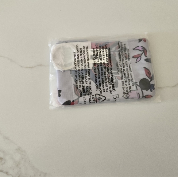 NWT Vera Bradley ID Case - Picture 2 of 4